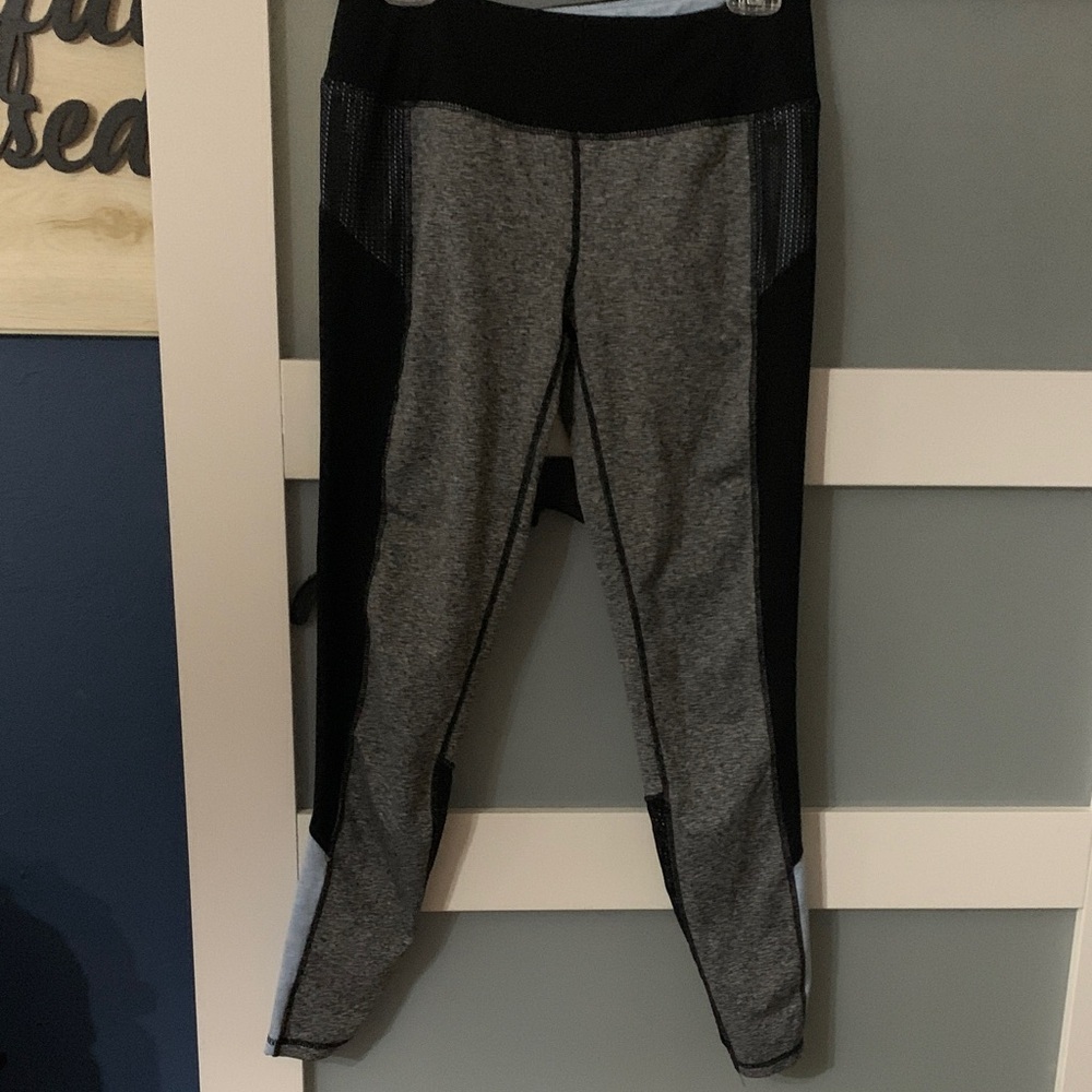 Tangerine Gray and Black Leggings